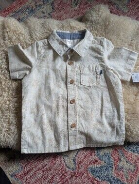 OshKosh B'gosh Cream Short-Sleeve Button Shirt with Tan Print